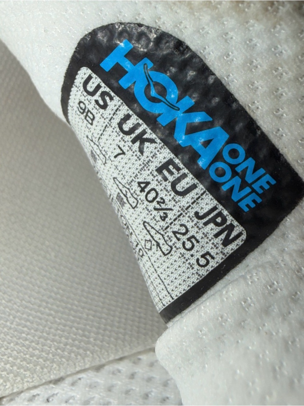 Hoka Clifton 10 size 9 Women's White Performance Running Shoe worn once - Picture 12 of 12